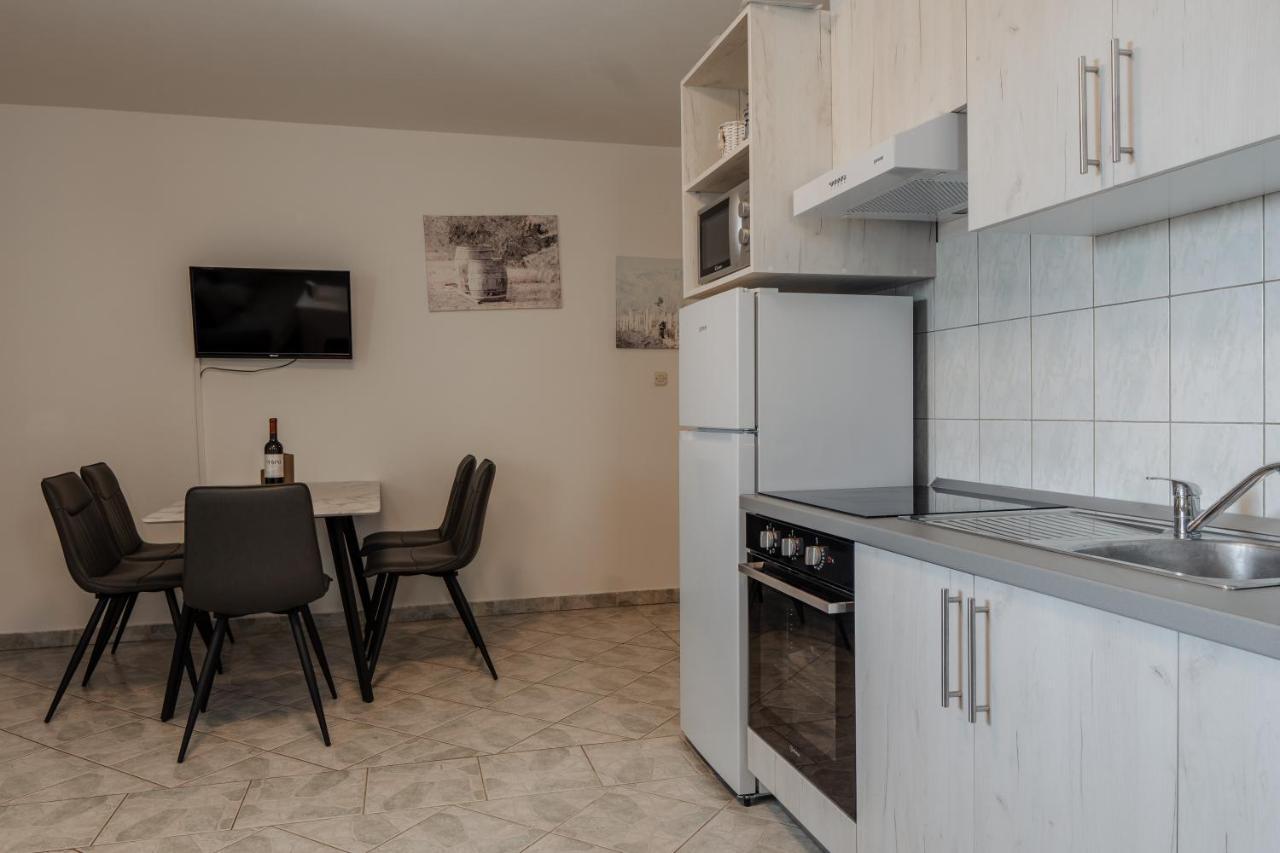 Apartmani Jaman Vrsi Ruang foto