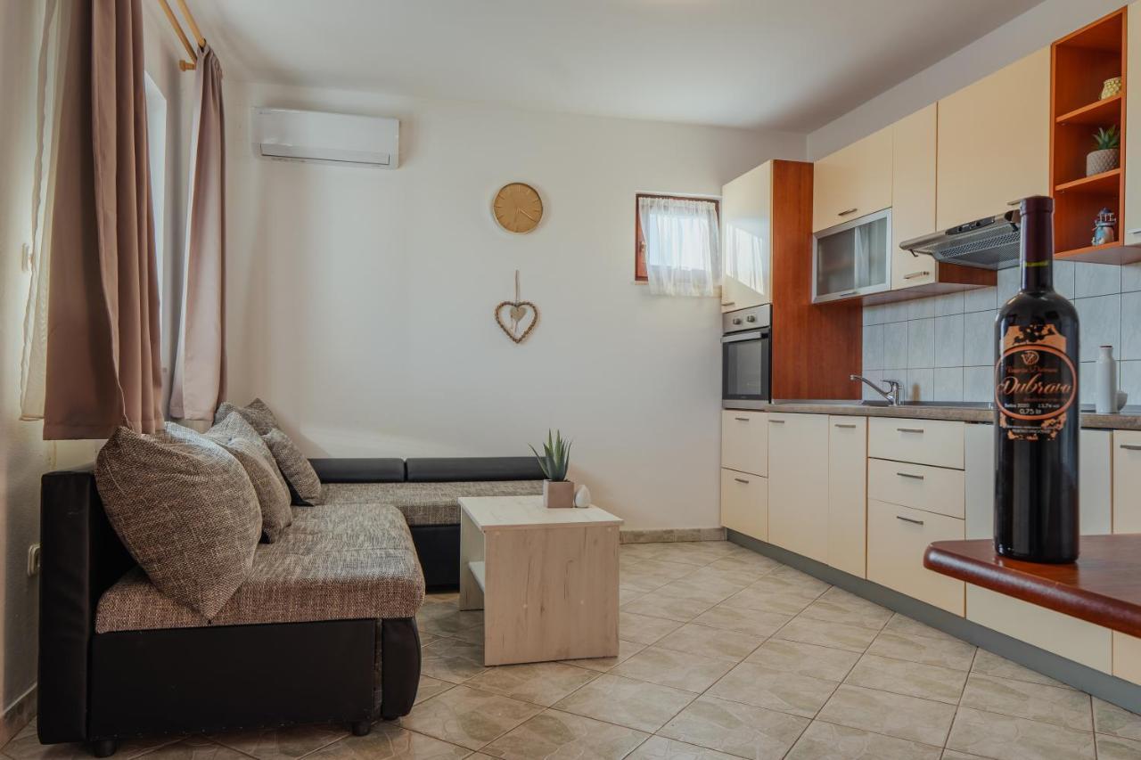 Apartmani Jaman Vrsi Bagian luar foto