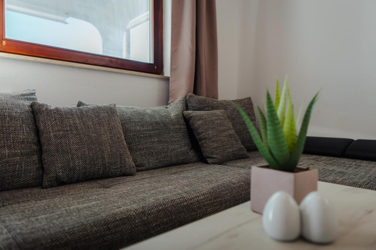 Apartmani Jaman Vrsi Bagian luar foto