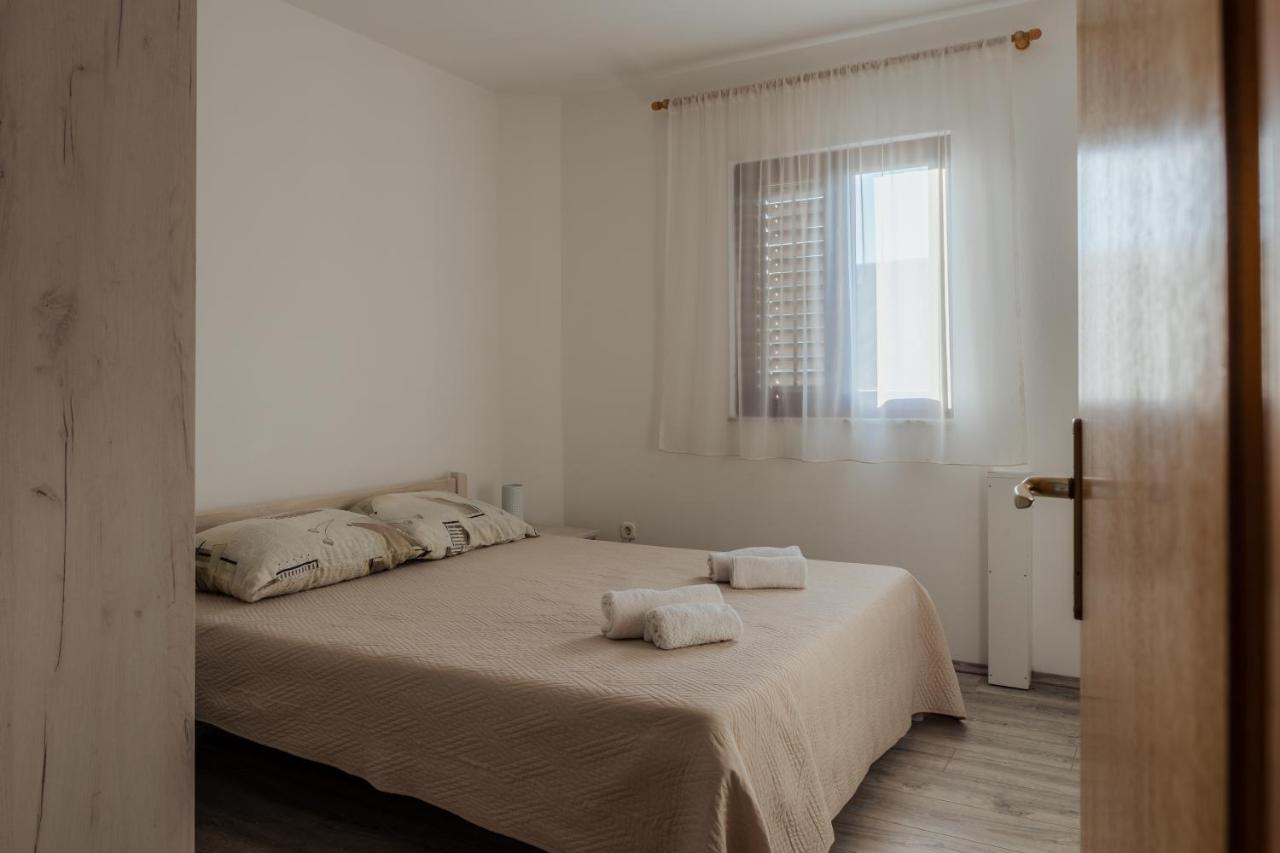 Apartmani Jaman Vrsi Bagian luar foto