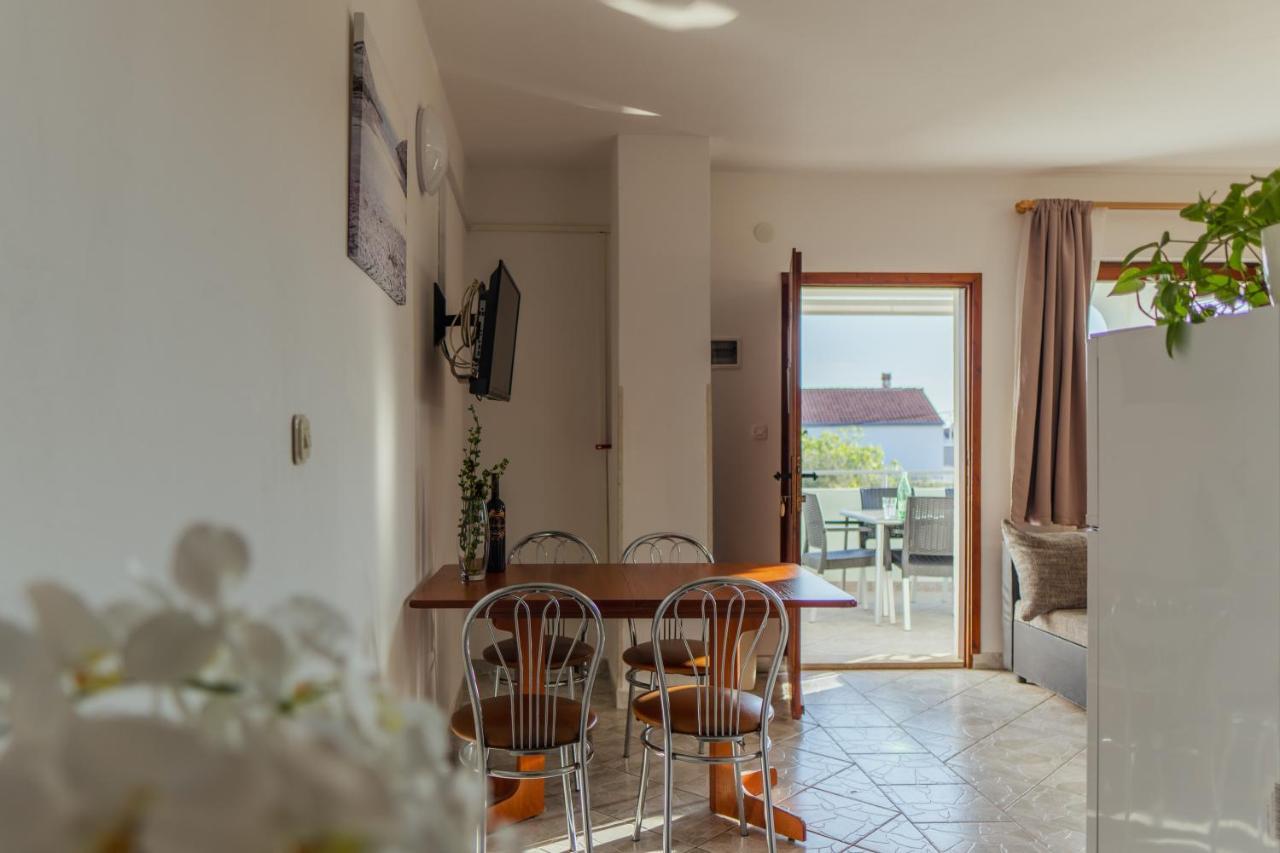 Apartmani Jaman Vrsi Bagian luar foto