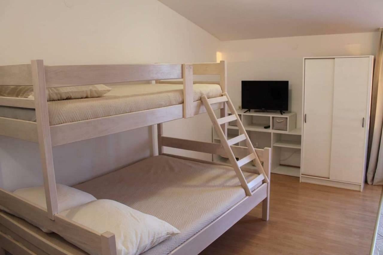 Apartmani Jaman Vrsi Bagian luar foto