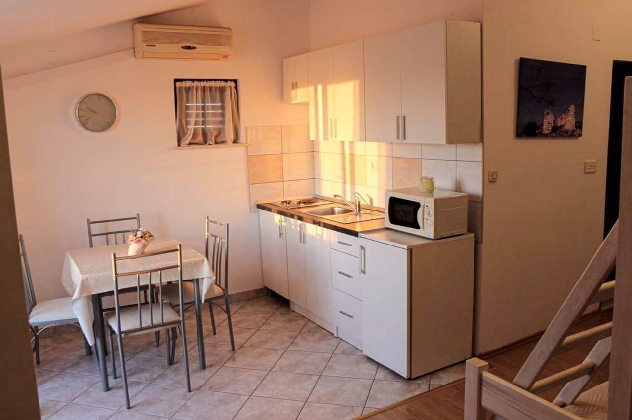 Apartmani Jaman Vrsi Bagian luar foto